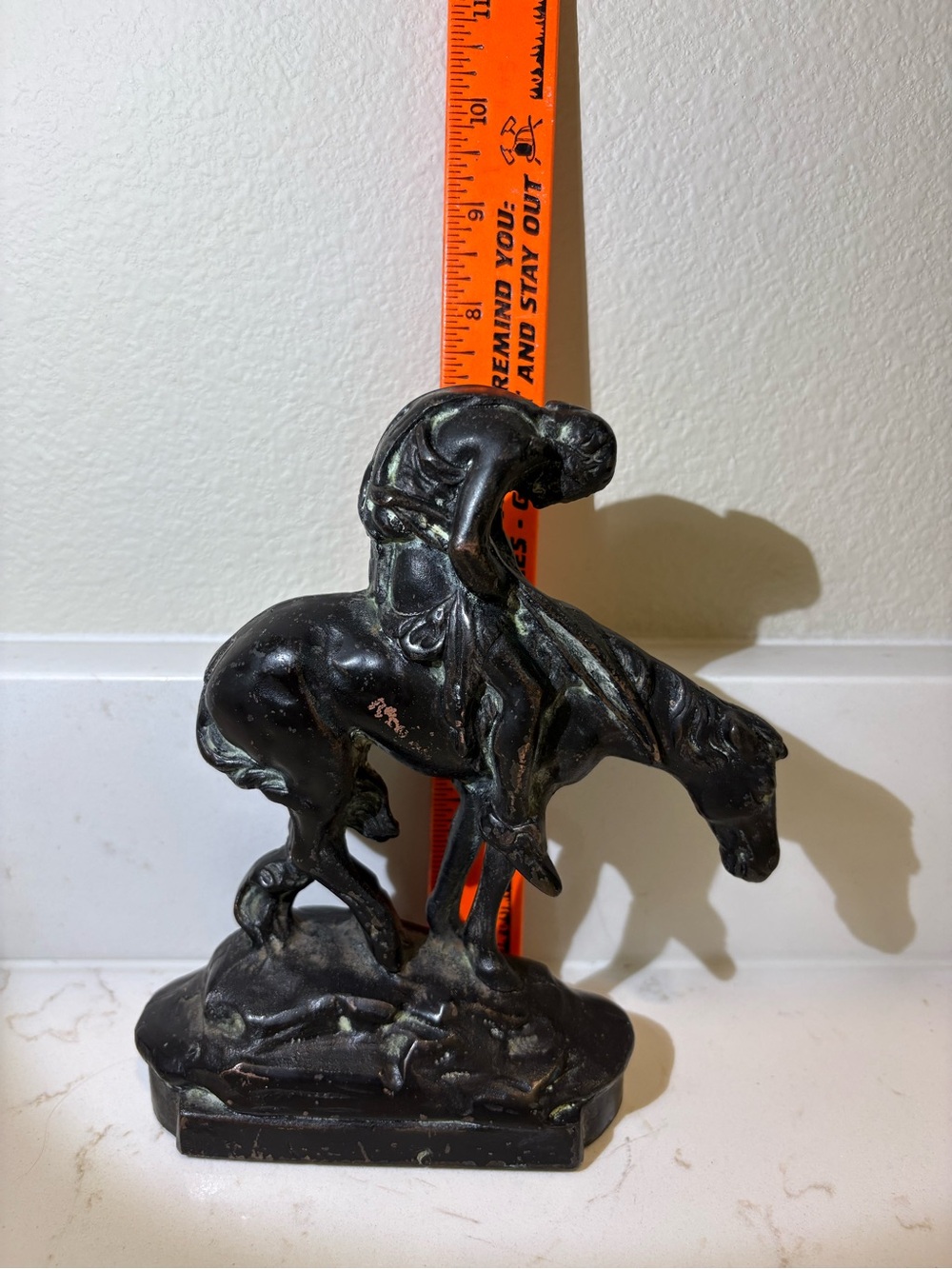 Copper plated cast iron “End of trail” Native American on horse sculpture - Picture 4 of 7